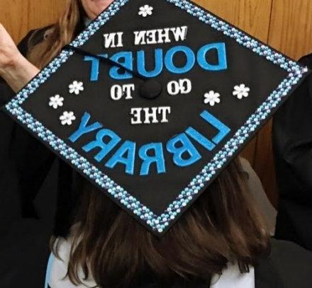 Graduation cap of library grad